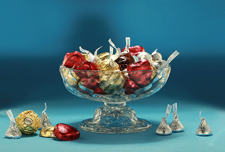 George II Honeycomb Moulded Glass Bowl, with Chocolates, for Valentines Day