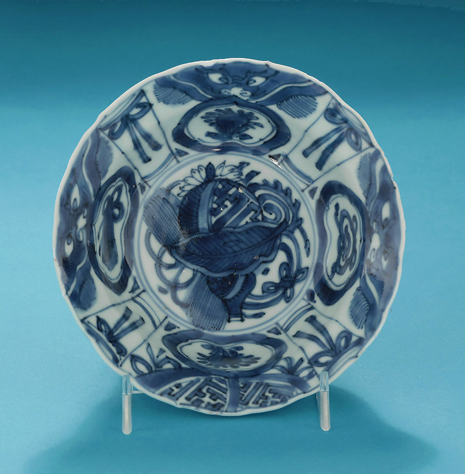 Ming Kraak Porcelain Klapmutsen, Rinaldi, Group V, Wanli, China, c1600-20 