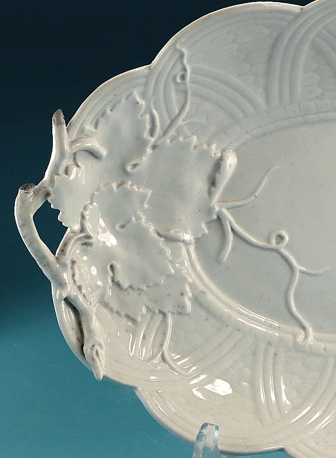Rare Pair of Chelsea Porcelain White Leaf-&-Basket-Moulded_Stands England, c1752-54 , leaf detail