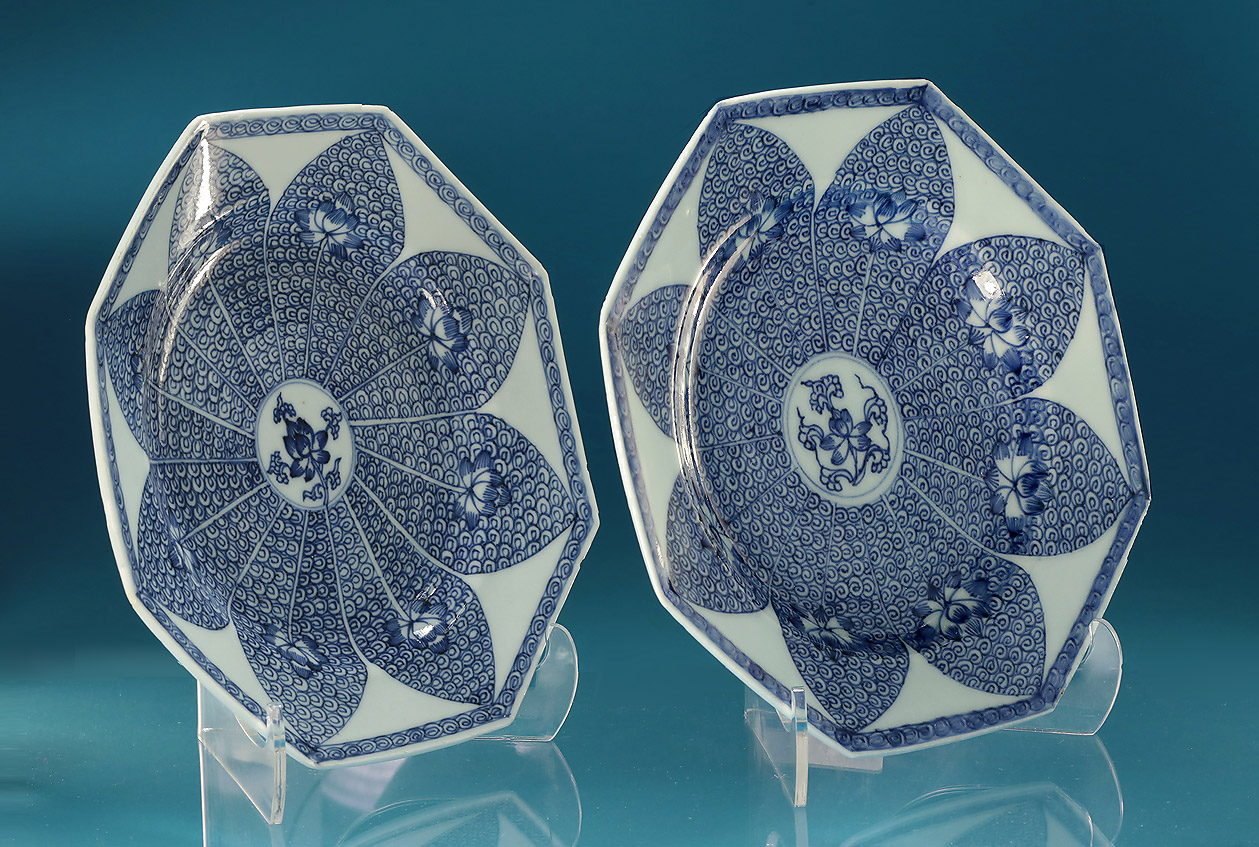Pair Chinese Export Octagonal Blue & White Lotus Dishes, Yongzheng / Qianlong, c1735-40 