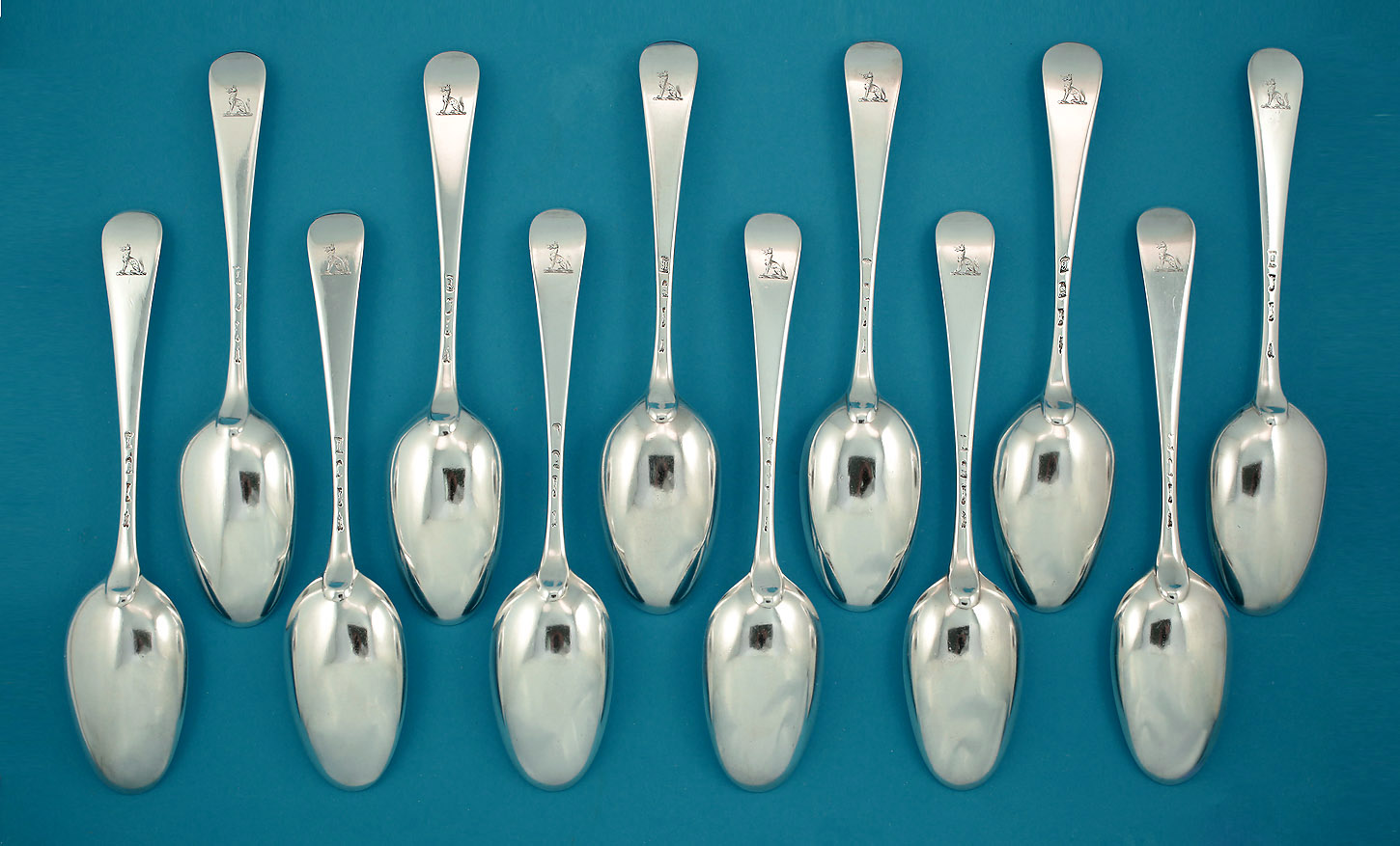 Straight Set of 12 George II Silver Hanoverian Silver Tablespoons, Isaac Callard, London c1720