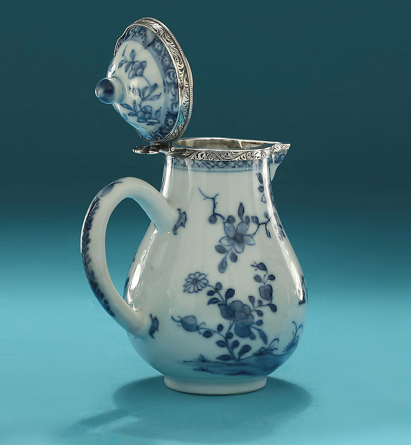 Kangxi Yongzheng Blue & White Silver-Mounted Lidded Jug 1680-1730, Mounts_Jacob-Helweg 